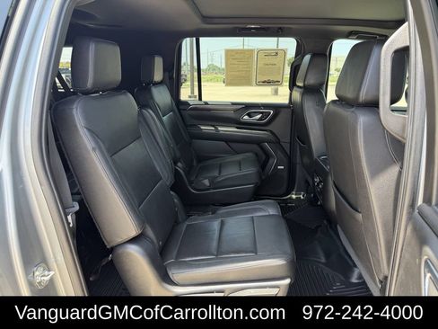 Used 2023 Chevrolet Suburban Z71 AWD/4WD image 37