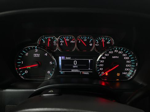 Used 2018 Chevrolet Silverado 1500 LT w/ All Star Edition AWD/4WD image 21