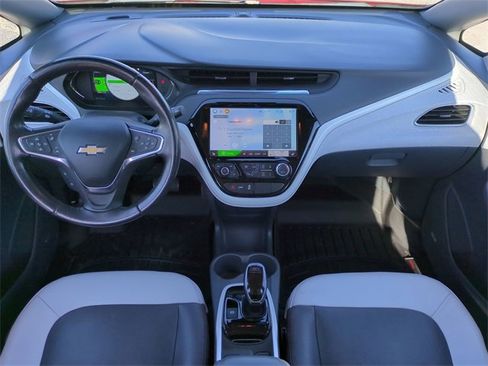 Certified 2021 Chevrolet Bolt Premier w/ Infotainment Package image 15