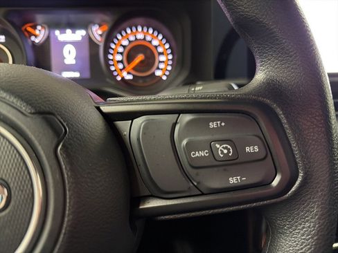 Used 2024 Jeep Wrangler Sport image 21