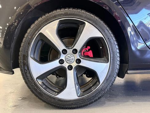 Used 2017 Volkswagen GTI S image 34