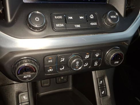 Used 2018 GMC Acadia SLT image 19