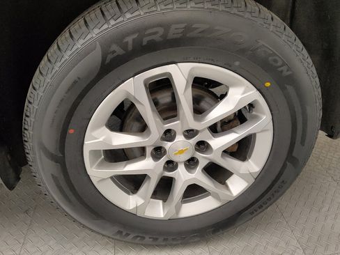 Used 2018 Chevrolet Traverse LT AWD/4WD image 31