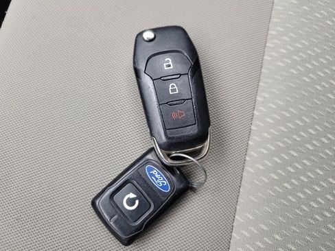 Used 2019 Ford EcoSport S image 32