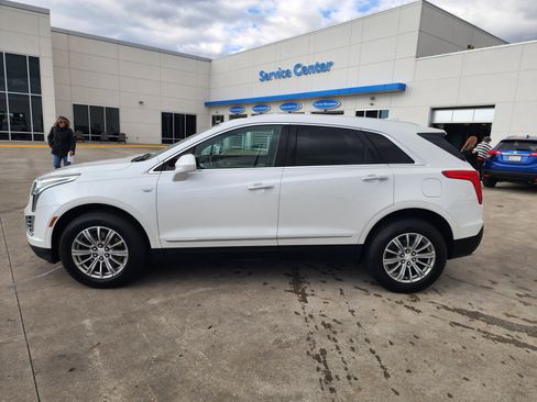 Used 2018 Cadillac XT5 Luxury image 8