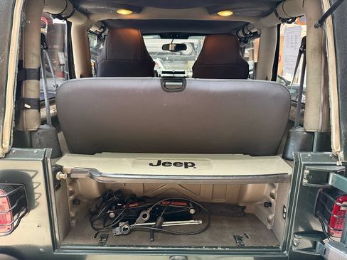 Used 2003 Jeep Wrangler Sahara AWD/4WD image 28