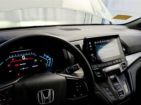 Used 2021 Honda Odyssey EX-L image 23