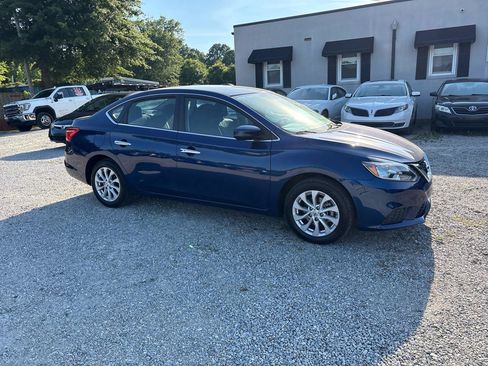 Used 2019 Nissan Sentra SV FWD image 6