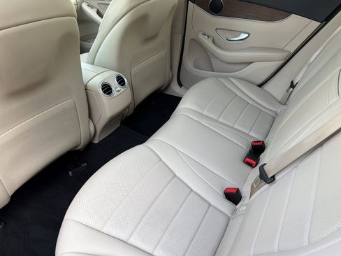 Certified 2022 Mercedes-Benz GLC 300 4MATIC image 13