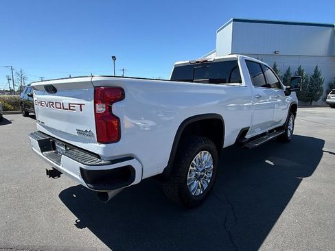 Used 2020 Chevrolet Silverado 3500 High Country w/ Z71 Off-Road Package AWD/4WD image 4