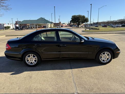Used 2006 Mercedes-Benz E 350 Sedan image 5