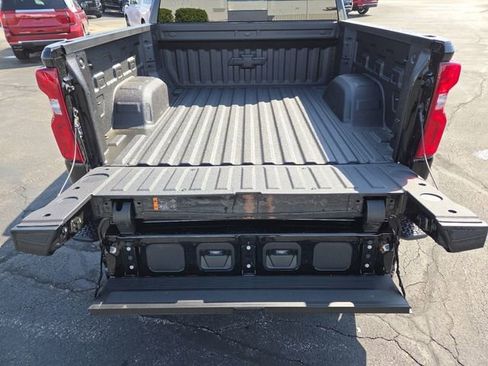 New 2026 Chevrolet Silverado 1500 High Country AWD/4WD image 28