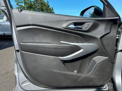 Used 2024 Chevrolet Trax LS image 22