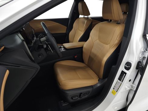 Used 2024 Lexus RX 350 w/ Convenience Package image 14