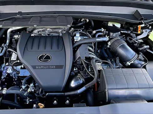 New 2026 Lexus TX 500h F SPORT Performance Premium image 18