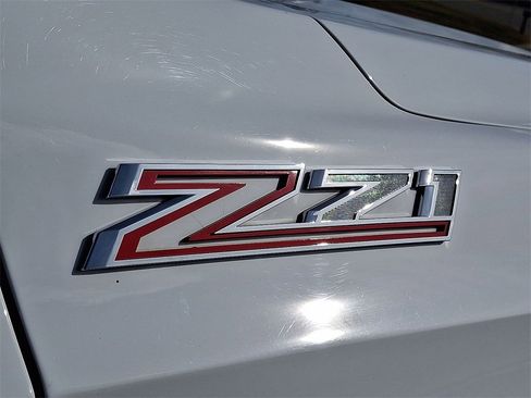 Used 2021 Chevrolet Tahoe Z71 image 19