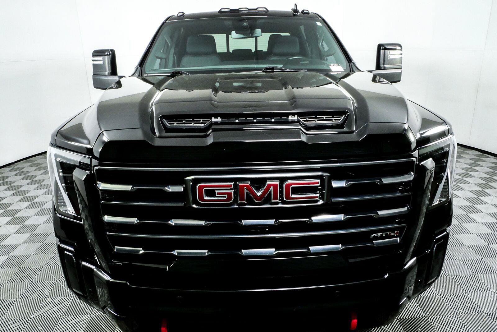 Used 2024 GMC Sierra 2500 AT4 w/ AT4 Preferred Package AWD/4WD image 23