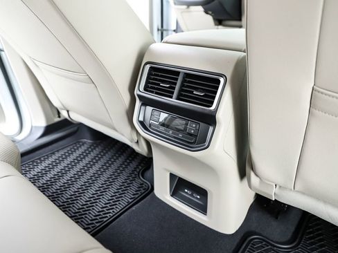 New 2026 Volkswagen Atlas SE image 37