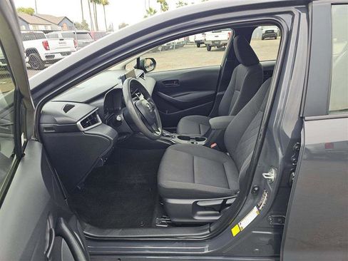 Used 2023 Toyota Corolla LE FWD image 5