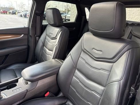Used 2019 Cadillac XT5 Platinum image 14