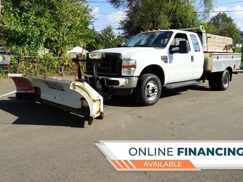 Used 2010 Ford F350 XL image 2