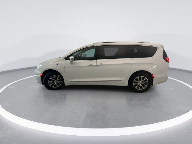 Used 2024 Chrysler Pacifica Pinnacle FWD image 9