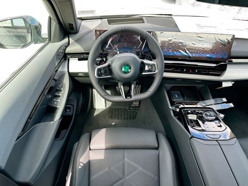 New 2025 BMW 530i 530i w/ M Sport Package image 23