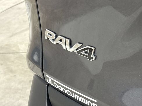 Used 2024 Toyota RAV4 XLE FWD image 25