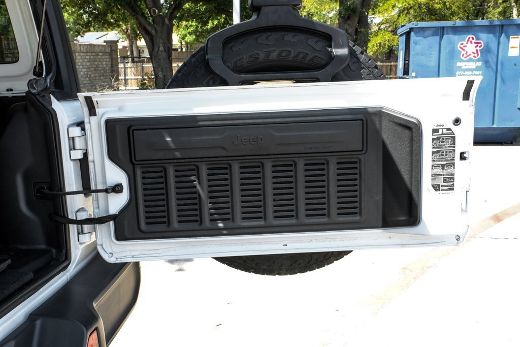 Used 2020 Jeep Wrangler Unlimited Sahara AWD/4WD image 63