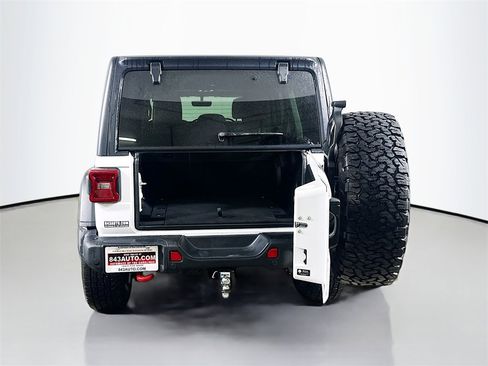 Used 2022 Jeep Wrangler Unlimited Rubicon w/ Steel Bumper Group image 31