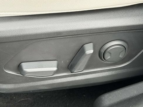 Certified 2023 Hyundai Tucson SEL w/ Convenience Package AWD/4WD image 22