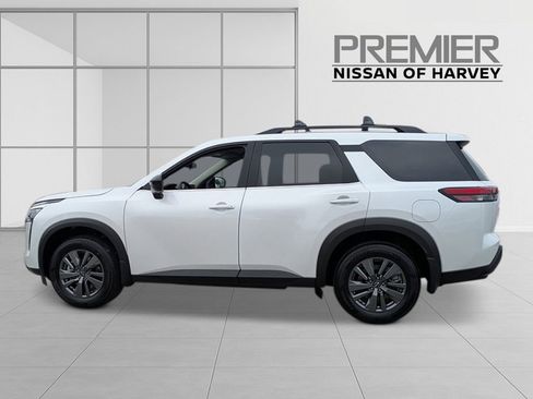 New 2026 Nissan Pathfinder SV FWD image 2