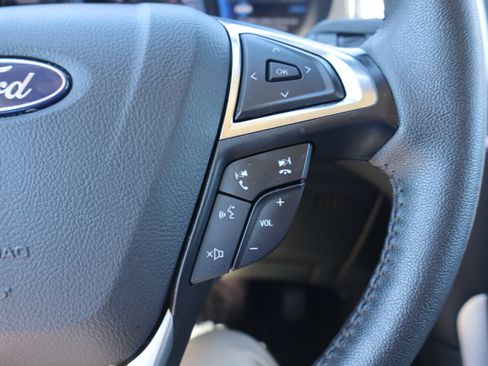 Used 2024 Ford Edge SEL w/ Convenience Package AWD/4WD image 18