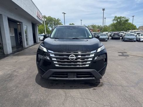 Used 2024 Nissan Rogue S AWD/4WD image 7
