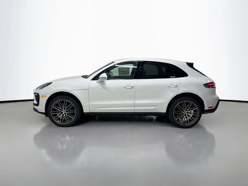 New 2026 Porsche Macan AWD/4WD image 2