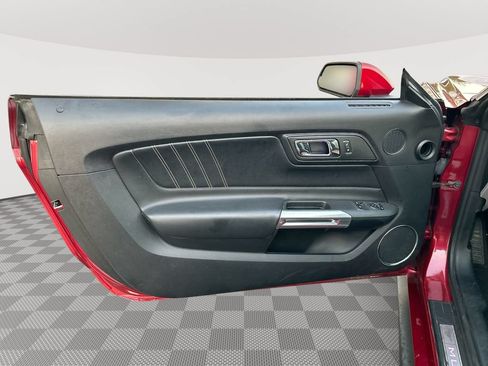 Used 2016 Ford Mustang Premium RWD image 22