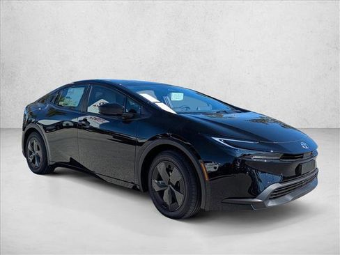 New 2026 Toyota Prius LE image 6