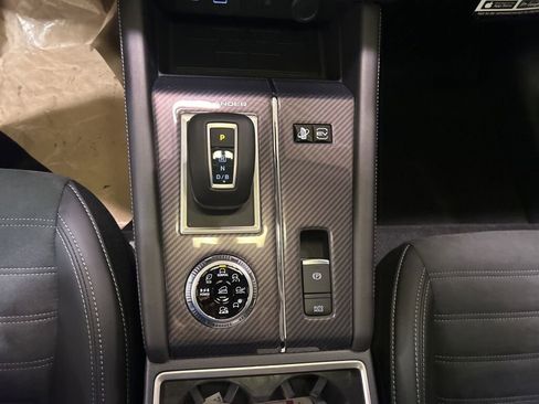 New 2025 Mitsubishi Outlander SE image 20