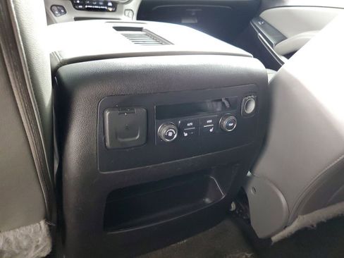 Used 2016 Chevrolet Tahoe LT w/ LT Signature Package image 17