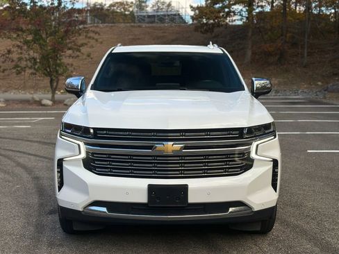Used 2024 Chevrolet Tahoe Premier image 2