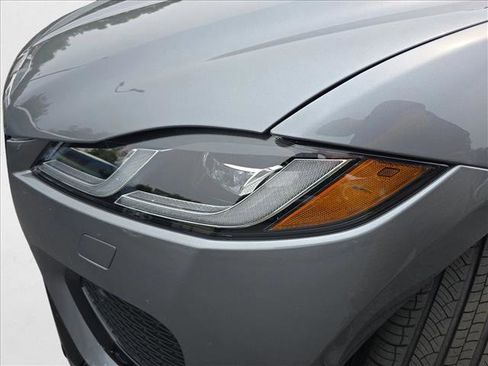 New 2026 Jaguar F-PACE R-Dynamic S image 28