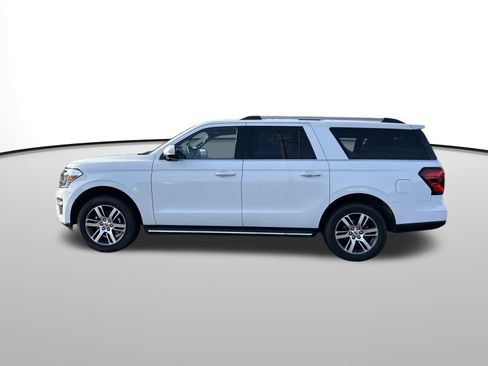 Used 2022 Ford Expedition Max Limited image 3