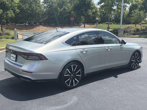 Certified 2024 Honda Accord Touring image 9