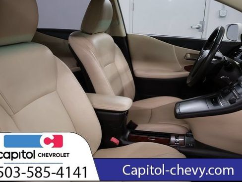Used 2010 Lexus HS 250h w/ Preferred Accessory Package FWD image 24
