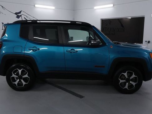 Used 2020 Jeep Renegade Trailhawk w/ Premium Leather Group image 8