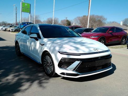 Used 2024 Hyundai Sonata Limited image 4