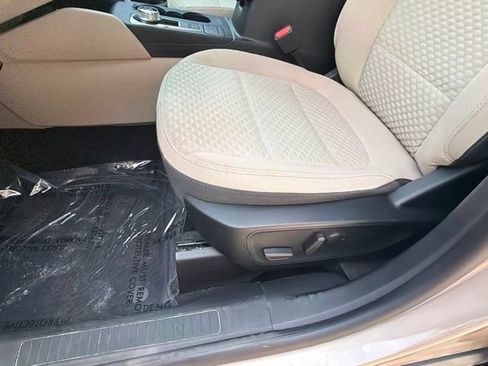 Used 2020 Ford Escape SE AWD/4WD image 18