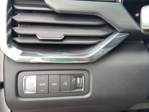 New 2026 GMC Acadia Elevation image 13