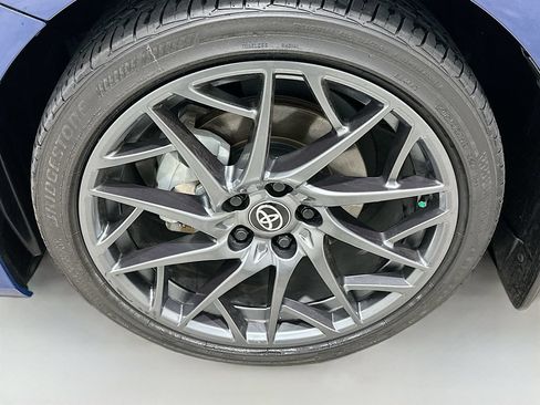 Used 2025 Toyota Camry LE FWD image 32