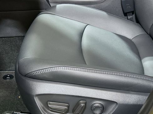 New 2026 Toyota Corolla Cross XLE FWD image 18